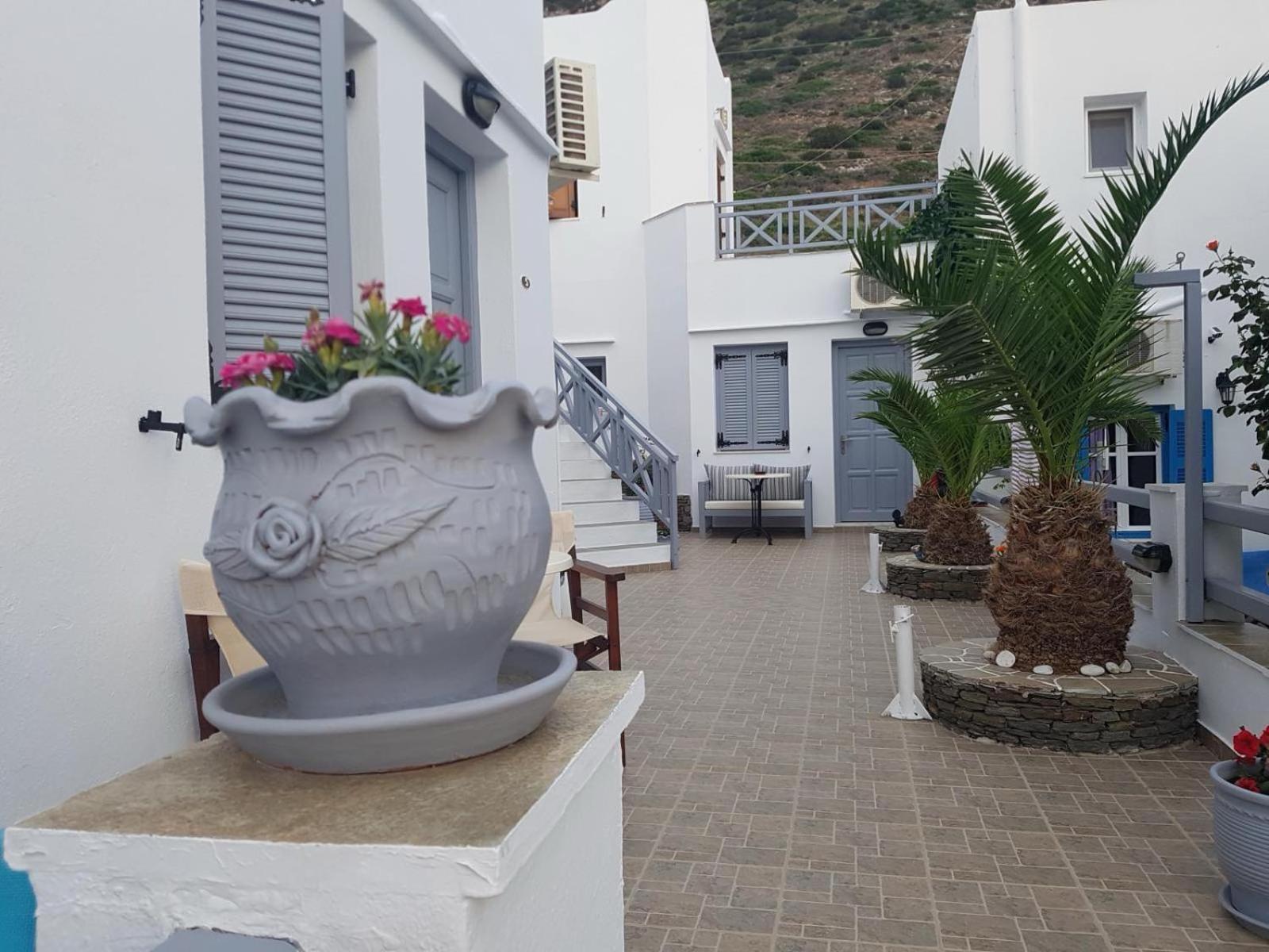Chrysa House Hotel Kamares  Exterior photo
