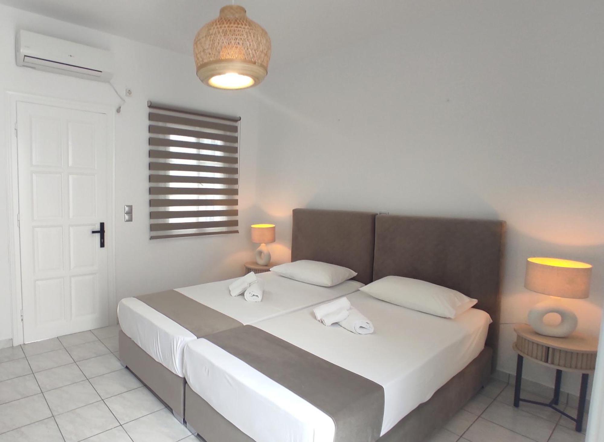 Chrysa House Hotel Kamares  Exterior photo